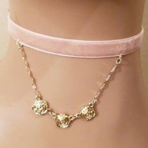 🌴 AEO Choker Necklace Pink Velvet Gold Rose NEW